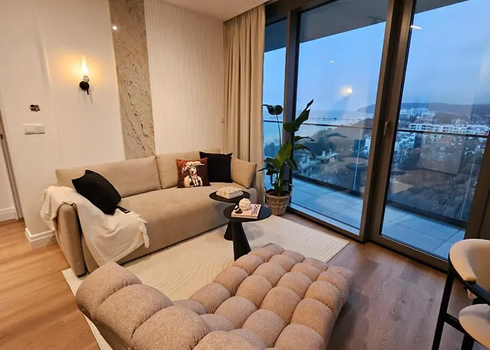 Waveview Premium 10th Floor Baltic View